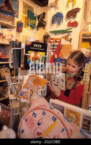 FRANKREICH. PARIS (75) 5E ARR. LA BETE CURIEUSE (SPIELESHOP) Stockfoto