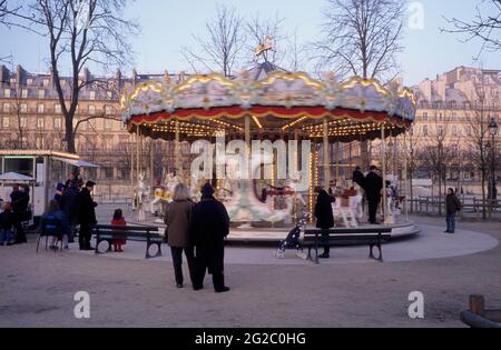 FRANKREICH. PARIS (75) 1ER ARR. TUILERIEN. MERRY-GO-ROUND Stockfoto