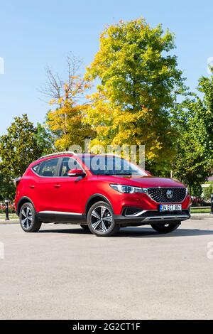 MG ZS ist ein subkompakter Crossover-SUV, der von SAIC Motor unter der Marke MG produziert wird. Eine komplett elektrische Version gab ihr Debüt als VMS EV. Stockfoto