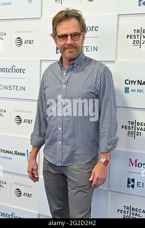 Bryan Cranston nimmt an der Eröffnungsnacht "in the Heights" während des Tribeca Festivals 2021 im The Battery am 09. Juni 2021 in New York Teil Stockfoto