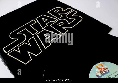 Star Wars ist das Soundtrack-Album zum Film Star Wars von 1977, Musik von John Williams und aufgeführt vom London Symphony Orchestra. Vinyl-Schallplattenalbum Stockfoto