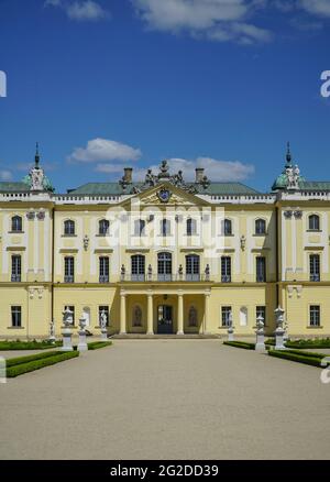 Branicki Palast in Bialystok, Polen. Bekannt war der Palastkomplex mit Gärten, Pavillons, Skulpturen, Nebengebäuden nach französischen Vorbildern Stockfoto