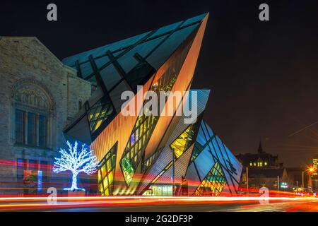 Gebäudearchitektur des Royal Ontario Museum oder ROM, Toronto, Kanada Stockfoto