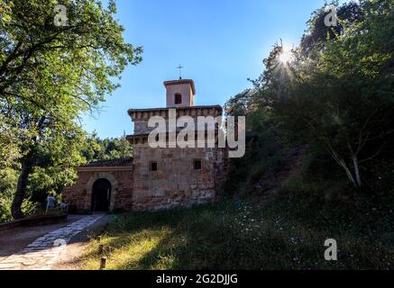 Das Suso-Kloster wurde während der westgotik mit muslimischen Elementen erbaut. Es ist ein Weltkulturerbe. San Millan de la Cogolla. Spanien Stockfoto