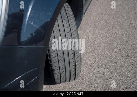 Detailaufnahmen eines schwarzen Ford S Max Familie MPV Autos aus dem Jahr 2007 Stockfoto