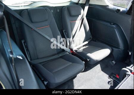 Detailaufnahmen eines schwarzen Ford S Max Familie MPV Autos aus dem Jahr 2007 Stockfoto