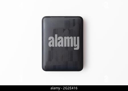 Externe USB-Festplatte, Festplatte auf weißem Hintergrund isoliert Stockfoto