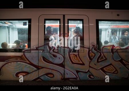 Graffiti Metro Zug in Rom Stockfoto