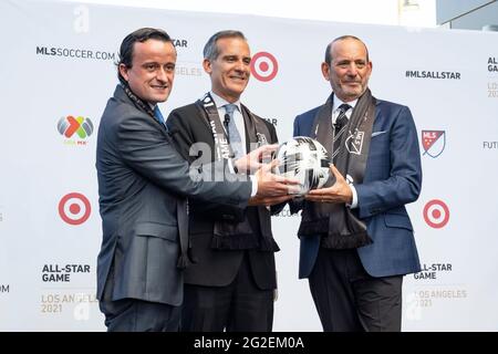 LIGA MX Executive President Mikel Arriola, der Bürgermeister von Los Angeles Eric Garcetti, MLS-Kommissar Don Garber während einer MLS- und LIGA MX-Presseankündigung Stockfoto