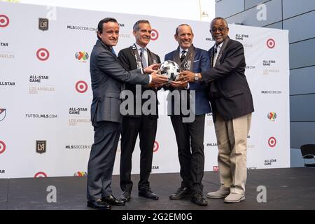 LIGA MX Executive President Mikel Arriola, Bürgermeister von Los Angeles Eric Garcetti, MLS-Kommissar Don Garber, 9. Bezirksrat Curren Price Jr Stockfoto