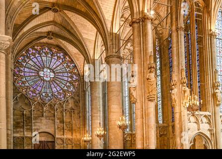 Die Basilika Saint-Nazaire-Saint-Else ist die gotische Pfarrkirche der cité de Carcassonne, Frankreich Stockfoto