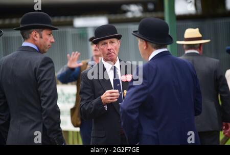 Ardingly Sussex, Großbritannien. Juni 2021. Stewards am ersten Tag der South of England Show in Ardingly Sussex . Die South of England Show 2021 ist die regionÕs Premier Country Show, die an drei Tagen Tausende von Besuchern aus dem ganzen Land anzieht : Credit Simon Dack/Alamy Live News Stockfoto