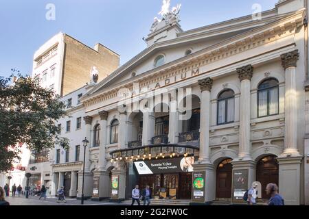 London, Westminster / Vereinigtes Königreich - 20. September 2020 : das Äußere des berühmten Theaters, London Palladium, befindet sich im Londoner West End Stockfoto