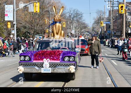 Toronto 2016 Beaches Lions Club Easter Parade: Oldtimer. Die Parade feiert am Ostersonntag in der Queen Street East ihr 50-jähriges Jubiläum Stockfoto