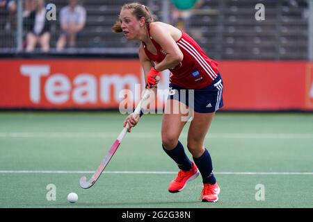 Amstelveen, Niederlande. Juni 2021. AMSTELVEEN, NIEDERLANDE - 11. JUNI: Giselle Ansley aus England während des EM-Eishockeymeisterschaftsspiels zwischen Irland und England im Wagener Stadion am 11. Juni 2021 in Amstelveen, Niederlande (Foto von Jeroen Meuwsen/Orange Picics) Credit: Orange Pics BV/Alamy Live News Stockfoto