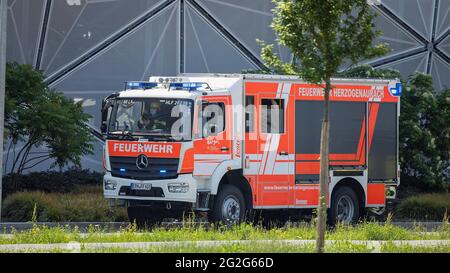 firo 06/11/2021 Fußball, deutsche Nationalmannschaft, EM 2020 Quarters und Trainingslager, GER, Herzogenaurach, Adidas Home Ground Bild: v. Links Feuerwehr im DFB Trainingslager in Herzogenaurach, Fehlalarm Stockfoto