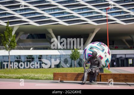 Herzogenaurach, Deutschland. 2021. Juni 06. firo 11/2021 Fußball, deutsche Nationalmannschaft, EM-Viertel und Trainingslager der Euro 2020, GER, Herzogenaurach, Adidas Home Ground Bild: v. Left Adidas World of Sports Credit: dpa/Alamy Live News Stockfoto