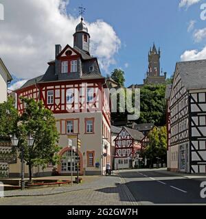 Altes Rathaus, Baujahr 1724, Fachwerkhäuser, Wilhelmsturm, Baujahr 1872-1875, Dillenburg, Hessen, Deutschland Stockfoto