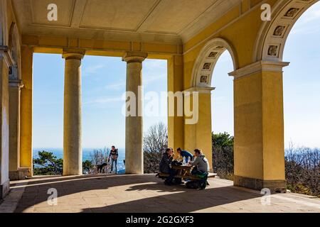 Mödling, Gebäude Husarentempel, Naturpark Föhrenberge in Wienerwald / Wienerwald, Niederösterreich / Niederösterreich, Österreich Stockfoto