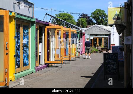 Fargo Village, ein kreatives Viertel an der Far Gosford Street in Coventry, mit einzigartigen Nischen- und Einzelhändlern, Restaurants und Bars in Warwickshire, Großbritannien Stockfoto