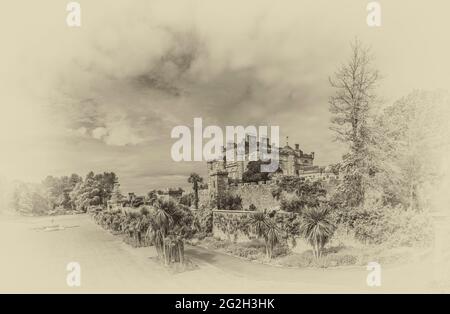 Schottland. Blick auf Culzean Castle vom ummauerten Garten und Fountain Court Green. Stockfoto