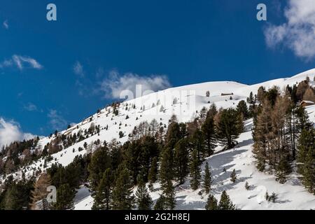 Verschneite Landschaft in Gröden, Grödner Joch, Sellaronda, Südtirol, Südtirol, Dolomiten, Italien, Europa Stockfoto