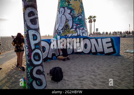 Skater und der Skate-Lifestyle in Venice Beach in Los Angeles, Kalifornien, USA Stockfoto