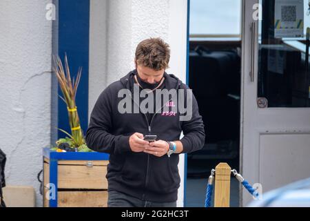 Coldplay In Whitby Abbey Für Radio 1 Großes Wochenende 2021 Stockfoto