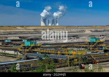 Neuer Massenvertrieb im Bergbaugebiet Peres von MIBERB Stockfoto