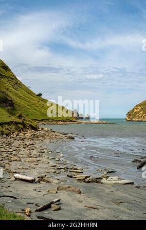 Cook's Cove in Tolaga Bay, Trek to the Bay, Captain Cook unterbrach seine Reise im Jahr 1769, um die Bemühungen zu reparieren und frisches Zubehör an Bord zu nehmen., Gisborne District, North Island New Zealand Stockfoto