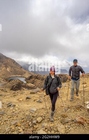 Tongariro durchquert Neuseeland, Wanderweg durch den Tongariro National Park, North Island, Manawatu-Wanganui, Neuseeland Stockfoto