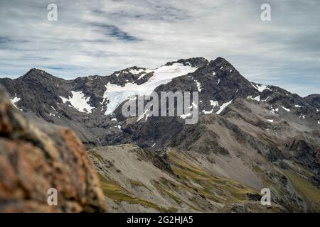 Lawinenspitze, 1833m. Anstrengende Wanderung zum berühmtesten Gipfel im Arthur's Pass National Park. Südinsel, Neuseeland Stockfoto