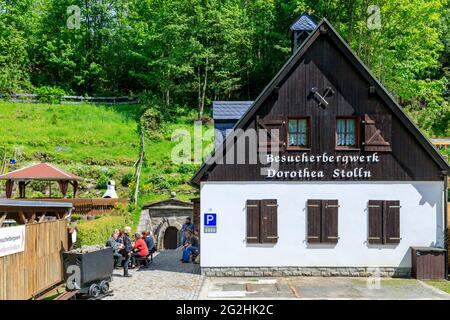 Historischer Bergbau im Besucherbergwerk Grube Dorothea Stollen / Himmlisch Heer in Annaberg-Buchholz im Obererz Stockfoto