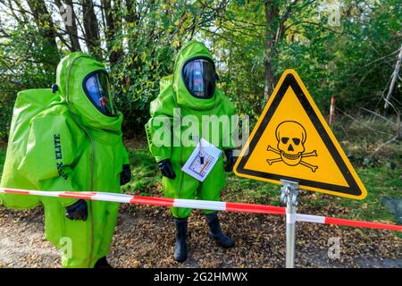 Rettungsübung mit NBC-Verteidigung Stockfoto