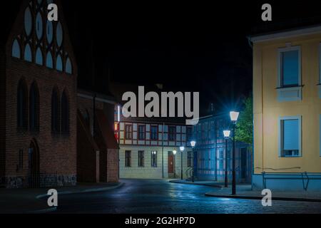 5. Mai 2021 , Deutschland , Stadt Luckenwalde,verlassene Straßen während der Ausgangssperre,2. Ausgangssperre in Deutschland Stockfoto