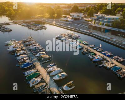 Stadthafen am Senftenberger See Stockfoto