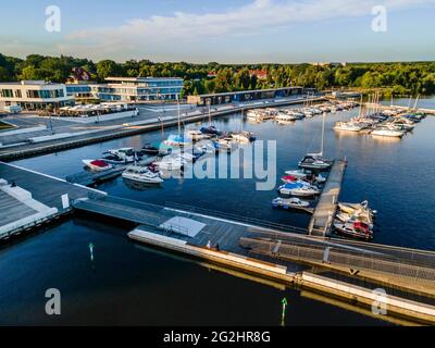 Stadthafen am Senftenberger See Stockfoto