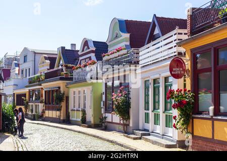 Rostock-Warnemünde, historische Fischerhäuser in der Alexandrinenstraße Stockfoto