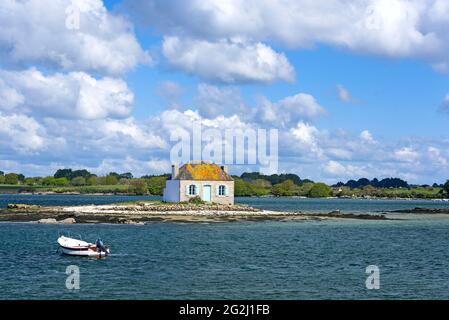 Ehemalige Heimat des Austernbauers, Maison de Nichtarguér, Saint Cado, Rivière d´Étel, bei Belz, Frankreich, Bretagne, Département Morbihan Stockfoto