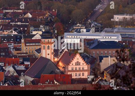 Deutschland, Baden-Württemberg, Karlsruhe, Blick vom Turmberg auf Durlach. Stockfoto