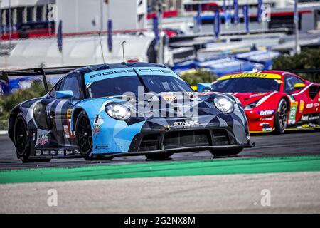 77 Ried Christian (ger), Evans Jaxon (nzl), Campbell Matt (Auts), Dempsey-Proton Racing, Porsche 911 RSR - 19, Aktion während der 8 Stunden von Portimao, 2. Runde der FIA-Langstrecken-Weltmeisterschaft 2021 auf dem Algarve International Circuit, vom 11. Bis 13. Juni 2021 in Portimao, Algarve, Portugal - Foto Paulo Maria / DPPI / LiveMedia Stockfoto