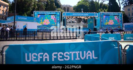 Eröffnung des UEFA-Festivals, einer Reihe von Initiativen im Zusammenhang mit der Euro 2020, die in Rom stattfinden wird. Piazza del Popolo Drehpunkt der Fanzone Stockfoto