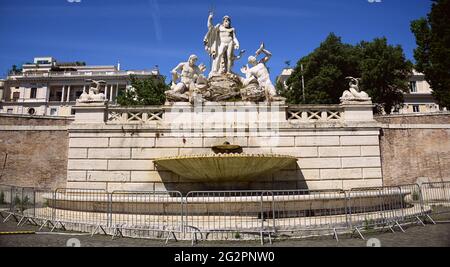 Eröffnung des UEFA-Festivals, einer Reihe von Initiativen im Zusammenhang mit der Euro 2020, die in Rom stattfinden wird. Piazza del Popolo Drehpunkt der Fanzone Stockfoto