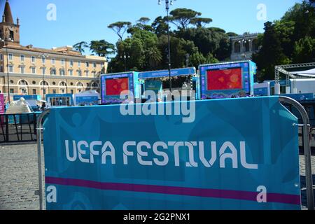 Eröffnung des UEFA-Festivals, einer Reihe von Initiativen im Zusammenhang mit der Euro 2020, die in Rom stattfinden wird. Piazza del Popolo Drehpunkt der Fanzone Stockfoto