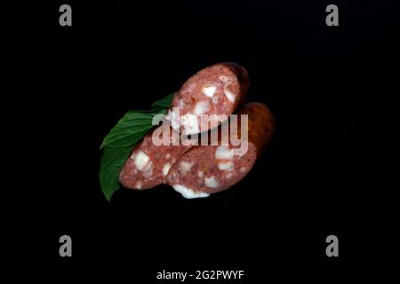 Käsekrainer, geräucherte Bratwürste mit grobem Wurstfleisch aus Schweinefleisch Stockfoto