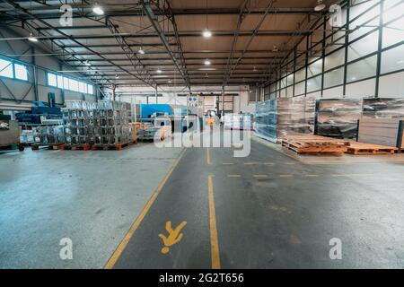 Ansicht des Lagerhauses. Transportkonzept. Lagerhauskonzept. Stockfoto