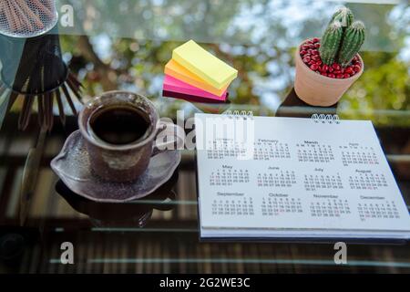 2019 Kalender-Desk-Planer Agenda Plan nach Zeitplan Veranstaltung. Zeitplan Agenda nach Zeitplan des Veranstalters. Konzept des Kalender-Veranstaltungsplans. Stockfoto