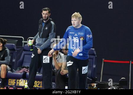 Emil Nielsen und Cyril Dumoulin von HBC Nantes während des EHF Champions League Final4 Handballmatches zwischen dem FC Barcelona und HBC Nantes am 12. Juni 2021 in der Lanxess Arena in Köln - Foto Laurent Lairys / Panoramic / DPPI Stockfoto