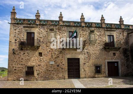 Caceres, Spanien. Der Palacio de las Veletas (Veletas-Palast), das Meer des Caceres-Museums in der Altstadt von Monumental, ein Weltkulturerbe Stockfoto