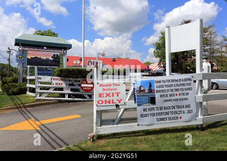 Die Boardy Barn Bar Hampton Bays Long Island New York Stockfoto